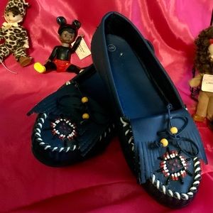 Beaded flat out fabulous Size 8 Wide New